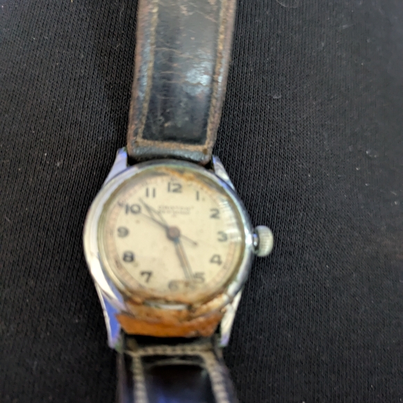 Vintage Croton Women's Watch World War II Nursing Watch Non Working - Picture 1 of 3